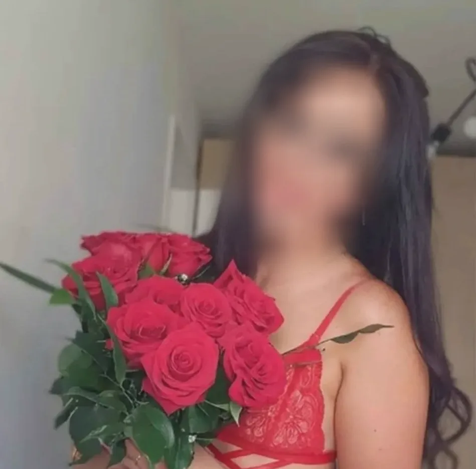 Marlene, 31